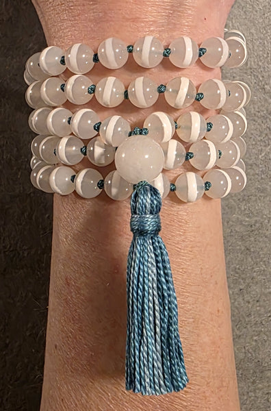 Equilibrium Mala - Tibetan Dzi Agate (White Stripe)
